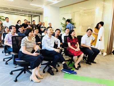 自贸新时代 聚力新金融丨南京市政府副市长冉华一行莅临安元参观指导